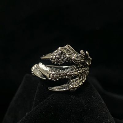(ยอดฮิต)แหวนพญามังกร เล็บมังกร เนื้อเงินขัดเงา ขนาดปรับไซส์ได้ เป็นเครื่องรางประดับ ใส่เสริมโชคลาภเงินทอง 69.-