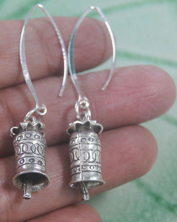 earrings-pure-silver-thai-karen-hill-tribe-exotic-สวยงามไทยตำหูเงินกระเหรี่ยงทำจากมือชาวเขางานฝีมือสวยของฝากที่มีคุณค่าของฝากถูกใจ-มีคุณค่า