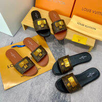 WOMEN CLASSIC MONOGAM LEATHER LOCK SLIDES