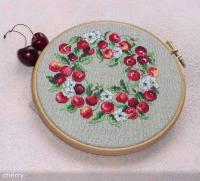 （Jinxiu cross-stitch） NN YIXIAO Counted Cross Stitch Kit Cross Stitch RS Cotton With Cross Stitch Magazine - Cherry Wreath 23-23 (ปักเต็ม)