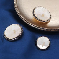 5pcslot Retro Resin Decor Gradient Metal Gold White Black Pearl Buttons for Clothing Coat Cardigan Sweater Sewing Needlework