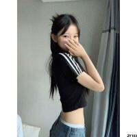 Hot Girls Sports เสื้อบางลายทางทรงสลิม T เสื้อสไตล์โชว์สะดือแขนสั้นสไตล์อเมริกัน Yuyi