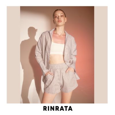 RINRATA - Chicha set ชุดเซท เสื้อเชิ้ต สีฟ้า แขนยาว ขอบแขนสูง ลายเส้นริ้ว มาพร้อมกับ กางเกงขาสั้น สีฟ้า เอวยางยืด น่ารัก ใส่สบาย ลำลอง ไปเที่ยว