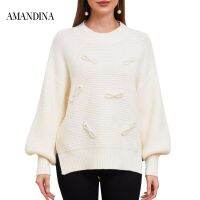 Amandina Luxe เสื้อสเวตเตอร์ถักผ่าข้างผูกโบว์ติดมุกคอกลม