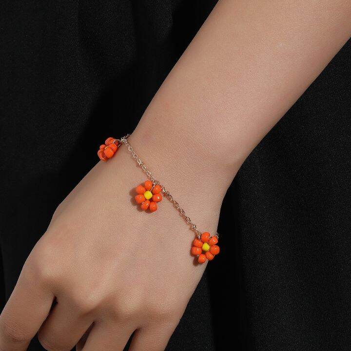 cod-european-and-cross-border-fashion-ins-personality-3-daisy-bracelet-female-popular-all-match-rice-bead-flower