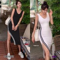 P10567 	เดรสแขนกุดแถบข้าง Sleeveless dress with side stripes