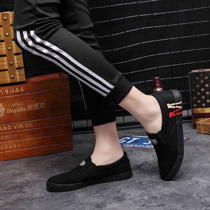 ready-spring-and-summer-mens-casual-shoes-mens-korean-style-trendy-student-skate-shoes-lazy-shoes-slip-on-large-size-canvas-shoes-men