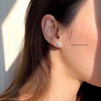 Siara S earrings. (ต่างหูแบบติดหู งานชุบทองคำขาว เพชร CZ)