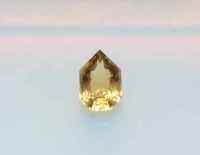 พลอยซิทริน(Citrine) ทรงหยดน้ำ หนัก 2.27 กะรัต ขนาด 6x5x10 mm. พลอยแท้ 100% เนื้อดี ราคาถูก มีของแถมทุกออเดอร์