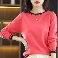 Autumn and Winter 2022 Casual Cashmere Pullover O-Neck Womens Color Contrast Casual Long Sleeve Simple and Comfortable Top