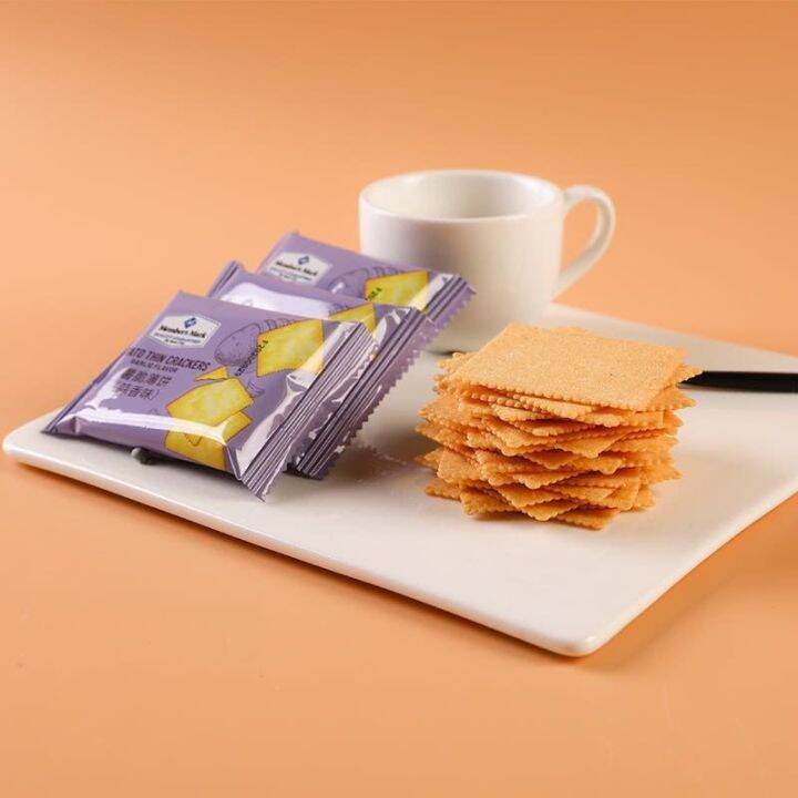 manbakirby (A Piece) Sam's Club Member's Mark Potato Crackers (Garlic
