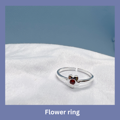 แหวนเงิน Flower Ring แหวนเงินรูปดอกไม้