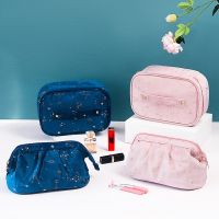 Hot Gold Star Moon Flannel Cosmetic Bags Portable Large Capacity Velvet Make Up Storage New Fashion Wet Dry Separation Wash Bag