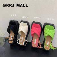 KKJ MALL รองเท้าผู้หญิง รองเท้า ธรรมดา แฟชั่น ทุกแมตช์ คุณภาพสูง เปิดนิ้วเท้า รองเท้าแตะแพลตฟอร์ม 22411