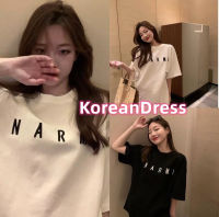 KoreanDress?（พร้อมส่งจากกทม มาถึงใน 3-5 วัน）?เสื้อยืด?เสื้อแฟชั่นผญ เสื้อ oversize เกาหลี สีขาว สีดำ bf y2k เสื้อผ้าหลวม  รูปแบบตัวอักษร