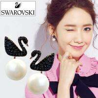 SWAROVSKI S925 เครื่องหมายต่างหูหงส์กับอมุกพร้อมกล่องและถุงกระดาษ Swarovski