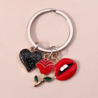 【DT】Fashion Rose Flower Keychain Enamel Love Heart Red Lips Key Chains Souvenir Gift For Women Men Handbag Car Key DIY Jewelry Gifts hot