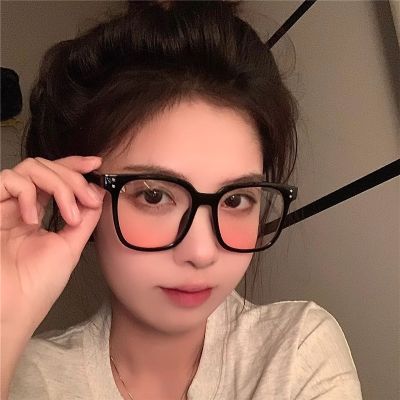 First love girlretro black frame gradient pink blushsquare Korean version round face thin sunglasses sunglasses