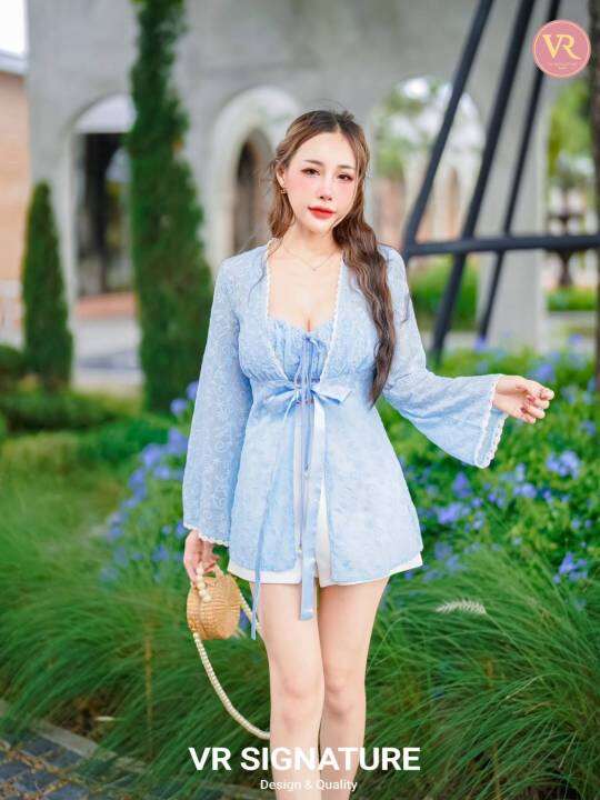 set-3-ชิ้น-เสื้อคลุมตัวยาว-ผูกโบว์ด้านหน้า-มาพร้อมบราสายเดี่ยวตัวสั้นช่วงอกมีฟองน้ำจัดทรงให้ค่ะ-แต่งผูกโบว์ช่วงอก-เนื้อผ