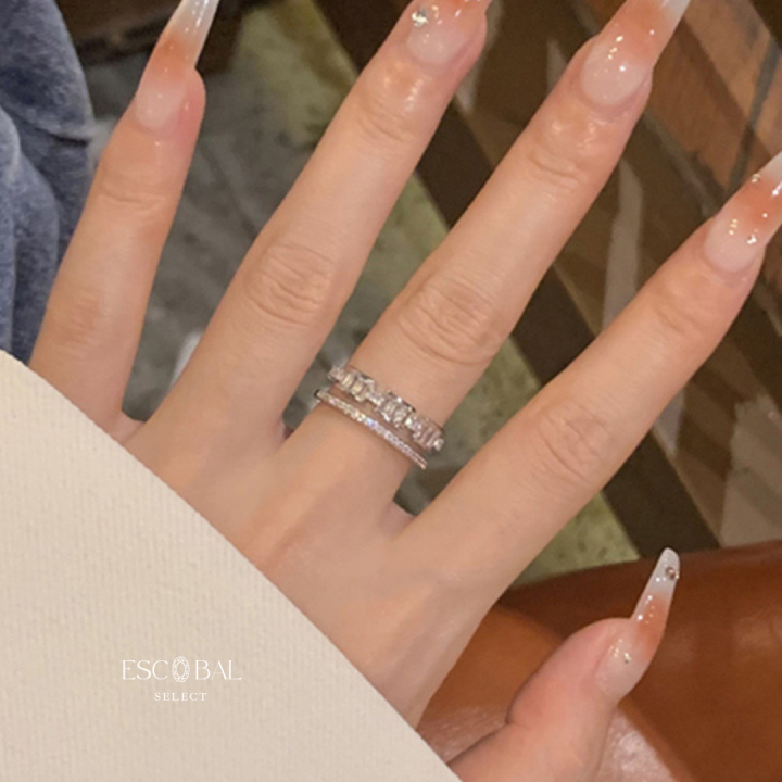 escobal-แหวนเงินแท้-night-light-เพชรแถวอัญมณีมงคล-แหวนเพชร-cz-แท้-แหวนแฟชั่น-แหวนผู้หญิง-แหวนปรับขนาดได้