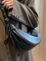 Ancient twips ni leather female sense of the new 2023 senior crescent worn dumplings bag bag small axillary single shoulder bag female