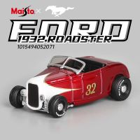 Maisto 1:64 1932 ROAOSTER Ford Die-casting Alloy Car Model Small Scale Car Model Toys Collectibles Accessories Children Boy Toy Die-Cast Vehicles