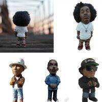 ฮิปฮอปแร็ปเปอร์ Bro Shakur Snoop Dogg ตุ๊กตาขยับแขนขาได้เครื่องประดับสไตล์ฮิปฮอปเครื่องประดับรูปแกะสลัก【มิถุนายน】