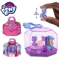 My Little Pony Mini World Magic Crystal Keychain Izzy Moonbow, Portable Playset ราคา 850.- บาท