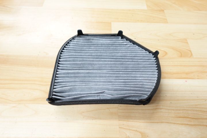 กรองอากาศในห้องโดยสาร-cabin-air-filter-mercedes-benz-c-class-w202-clk-w208