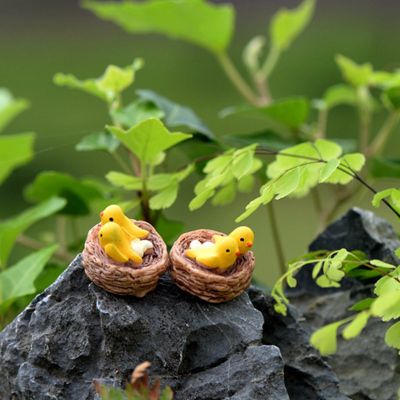 2pcs Set Miniatur Kartun Burung Kuning Untuk Dekorasi Taman Bonsai
