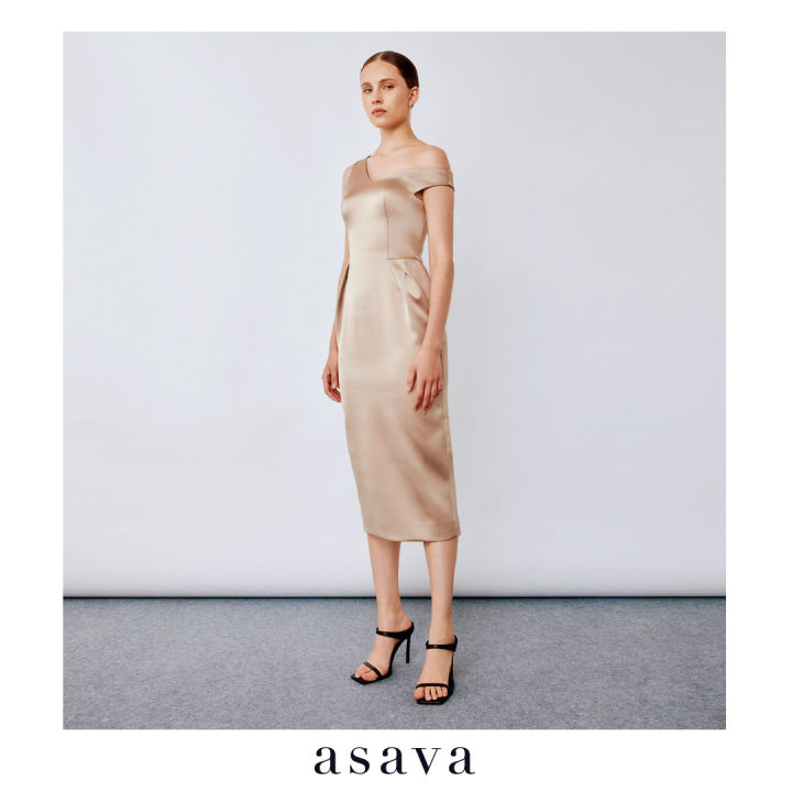 asava-aw22-violetta-slant-neck-dress-เดรส-อาซาว่า-คอปาดไหล่เบี่ยง-แขนกุด