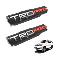 โลโก้ Logo "TRD PRO" สี Silver Red Hilux Fortuner Camry Corolla Toyota 2, 4 ประตู ปี2000-2018 มีบริการเก็บเงินปลายทาง