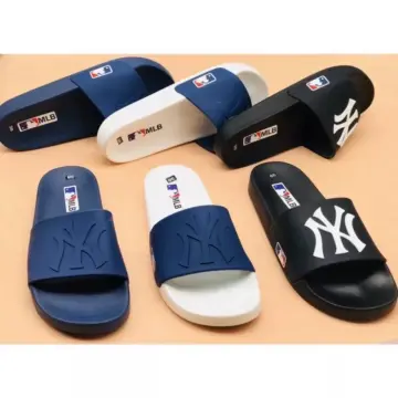 Comfy Feet - MLB New York Yankees Slipper 