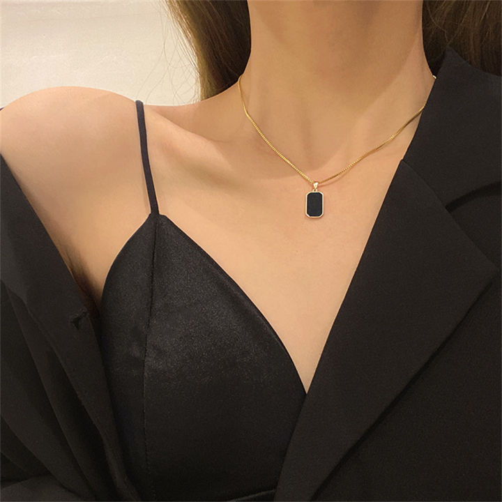 long-women-black-gold-exquisite-jewelry-minimalist-necklace-rectangular