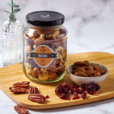 Mixed nuts ถั่วรวมและผลไม้อบแห้ง ขวด 200 กรัม และกระปุก 120 กรัม
