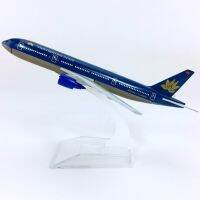 New Edition16cm 1/400 Boeing B777-200 Model Vietnam Airlines With Plastic Base Alloy Aircraft Collectibledisplay Model Collectio