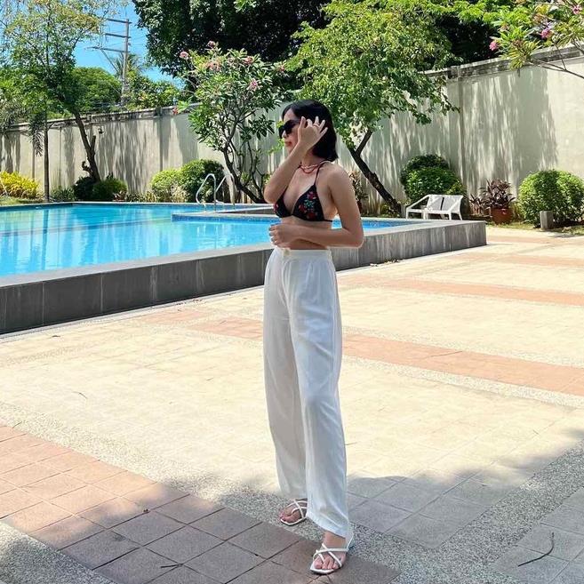 Tala the Label Flowy Side Slit Palazzo Beach Pants with back tie, Women's  Fashion, Bottoms, Other Bottoms on Carousell
