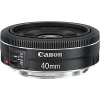 Canon EF 40mm f2.8 STM Lens  เลนส์รุ่นใหม่ในตระกูล EF มีเอกลักษณ์เฉพาะตัว ออกแบบมาให้บางและมีน้ำหนักเบาอย่างไม่น่าเชื่อ ให้ภาพที่มีคุณภาพสูงคมชัดทั้งภาพ เพราะมีชิ้นเลนส์ aspherical อยู่ภายใน มีรูรับแสงที่กว้างถึง