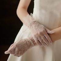 ❈✹ WG048 Exquisite Wedding Bridal Short White Lace Gloves Pearls Ruffle Edge Women Ladies Bride Bridesmaid Finger Wrist Handschuh