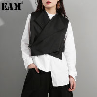 [EAM] 2022 New Spring Summer Lapel Sleeveless Black Button Cross Bandage Ribbon Stitch Vest Women Fashion Tide All-match WD81