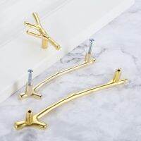 ☌❀ 1pc Tree Branch Cabinet Handle 96/128mm Golden Creative Design Pull W/screw Golden Antlers Knob Furniture Decor Kitchen Bathroom