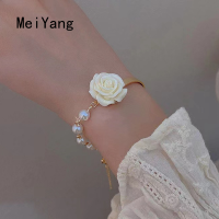 MeiYang สร้อยข้อมือรูปโบว์ดอกไม้ไข่มุกกุหลาบขาวและแฟชั่นกุหลาบสีแดงวินเทจสำหรับผู้หญิงสร้อยข้อมือมุกดอกไม้สไตล์ฝรั่งเศสหวานๆ