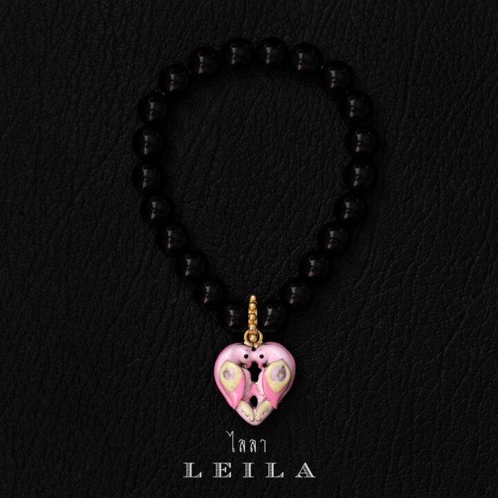 leila-amulets-สาลิกาคู่-baby-leila-collection-หัวชมพู-ปีกเหลือง-ห่วงห้อย-พร้อมกำไลหินฟรีตามรูป