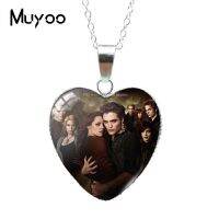 ☏❒❄ New Twilight Movie Bella Edward Jacob Renesmee Character Heart Pendant Necklace Handmade Jewelry Necklaces HZ3