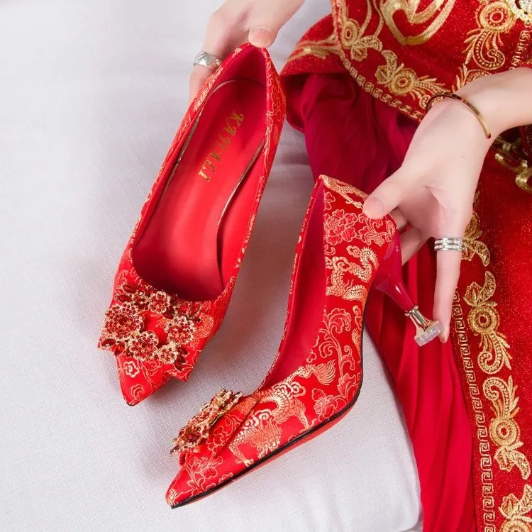 Amazon.com | SheSole Womens White Sandals Dressy Pearl Rhinestone Summer Bridal  Wedding Shoes for Bride US 6 | Flats