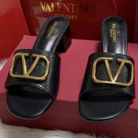 2023 new womens valentinoˉslippers low and medium heels hardware celebrity style imported cowhide mules slides