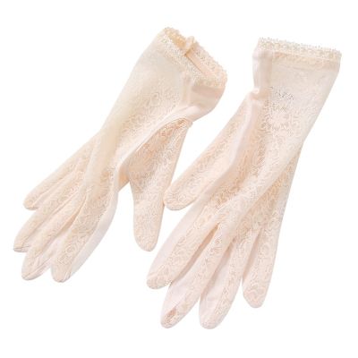 ถุงมือถักไหมธรรมชาติสั้นสำหรับผู้หญิงใส่ครีมกันแดดป้องกัน UV ฤดูร้อนมีลูกไม้ไหมหม่อนขับรถ K5สั้น