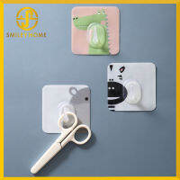 Smiley Home ตะขอแขวนพลาสติกลายสัตว์ป่า ไม่ต้องเจาะผนังให้เป็นรู ขนาดของแผ่นตะขอ 7*8 CM มี 3 ลายให้เลือก