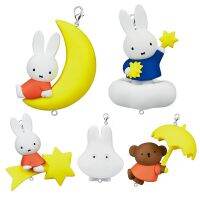 TAKARA TOMY-Gashapon Brinquedos Para Crianças, Miffy Céu Estado Corrente Chave, Estrelas Da Lua, Nuvens Modelo Coelho, Decoração Mochila, Presentes Pingente