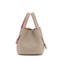 2020 new Cowhide bag luxury design handbag TOGO lychee tote Fashion shoulder messenger bag Bucket bag Vegetable basket